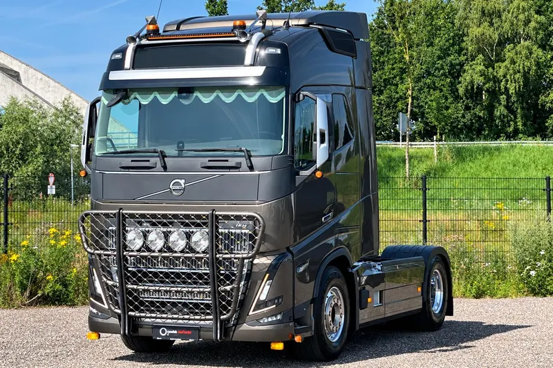 Volvo FH16 (2024)