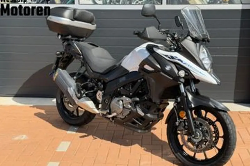 Suzuki V-Strom (2022)
