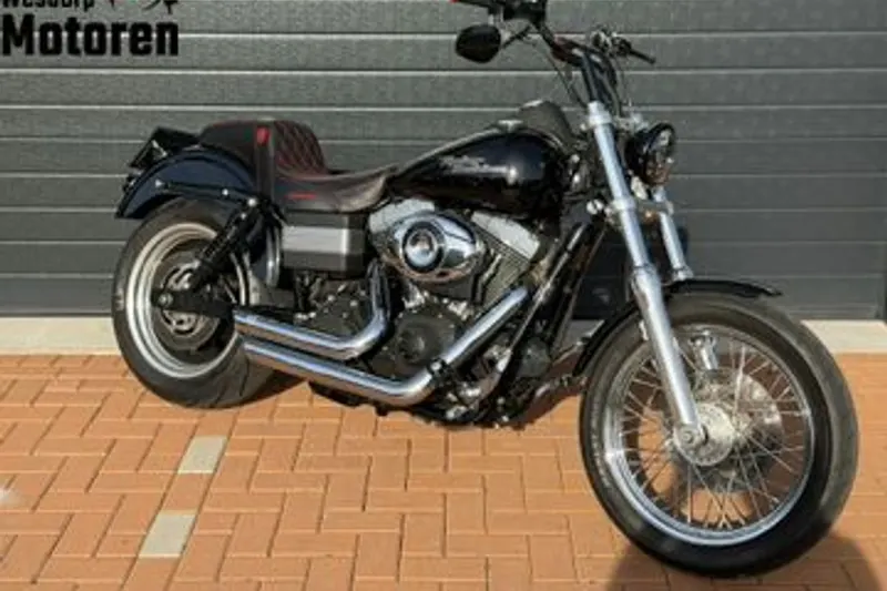 Harley-Davidson Street Bob (2007)
