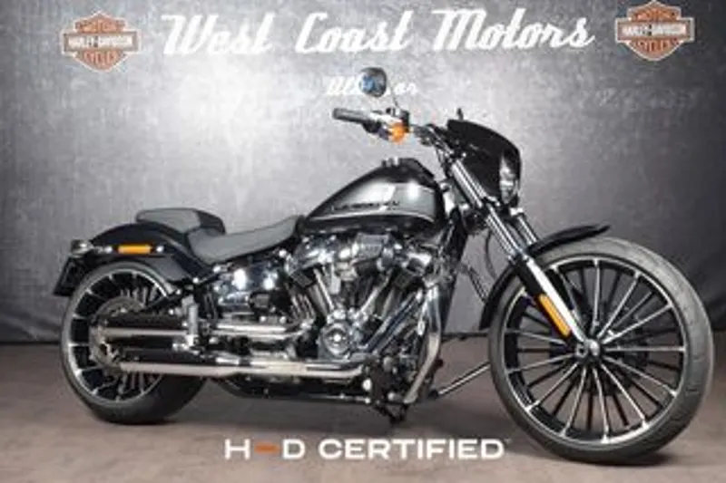 Harley-Davidson Softail Breakout 117 (2023)