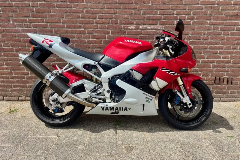 Yamaha Yzf (1999)