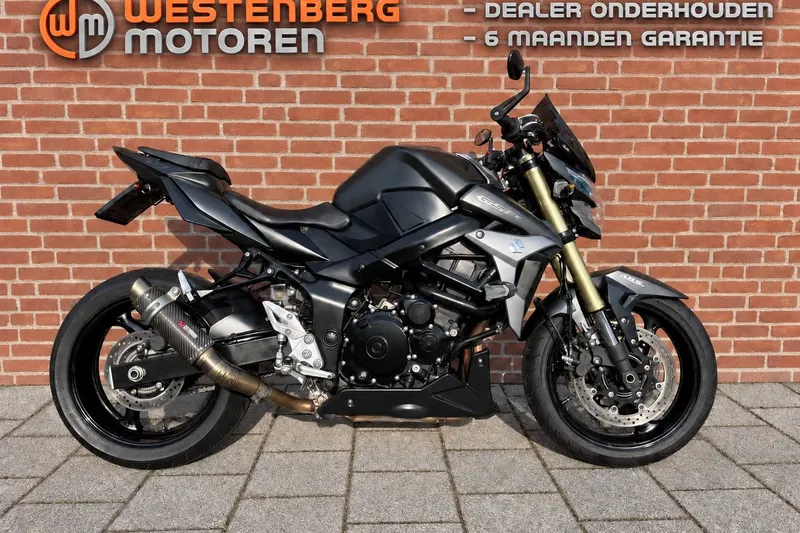 Suzuki GS-R (2016)