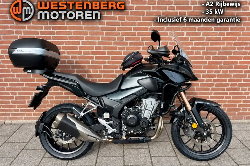Honda CB500X (2023)