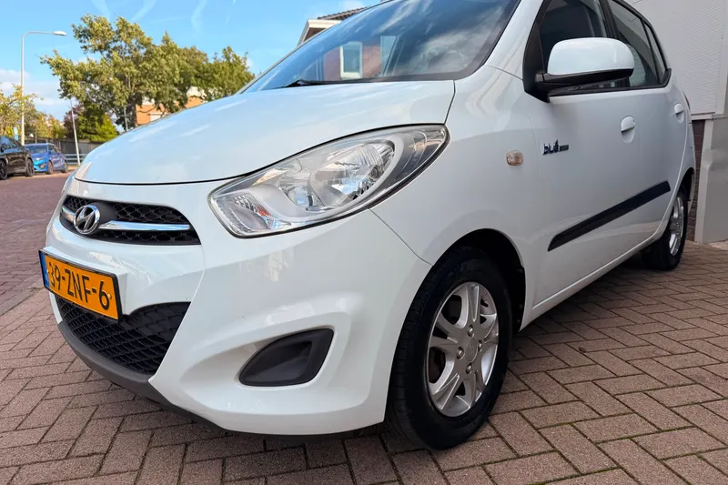 Hyundai i10 (2012)