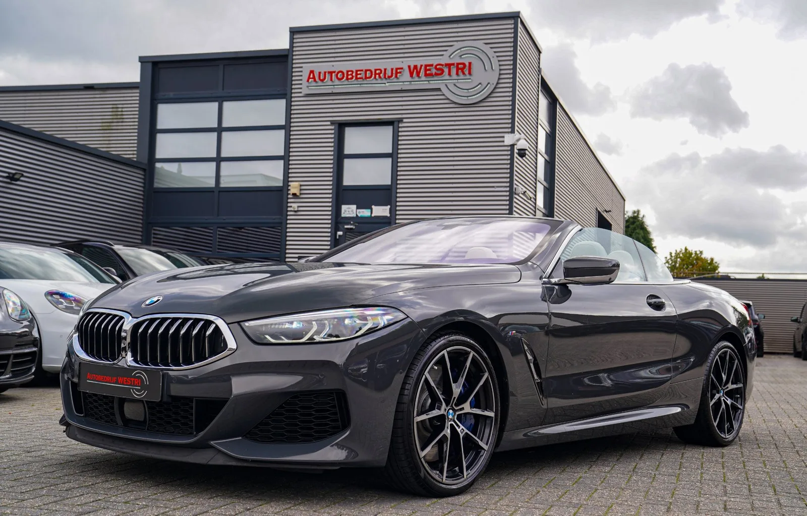 BMW 8-Serie (2019) — foto 1