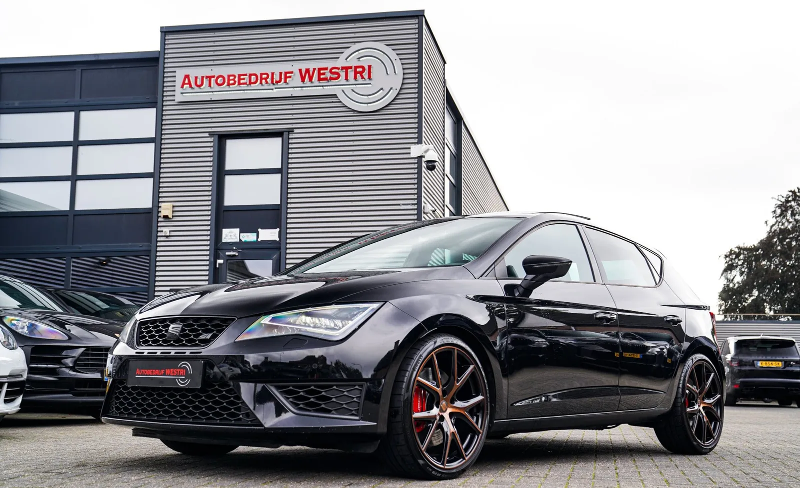 SEAT Leon (2015) — foto 1