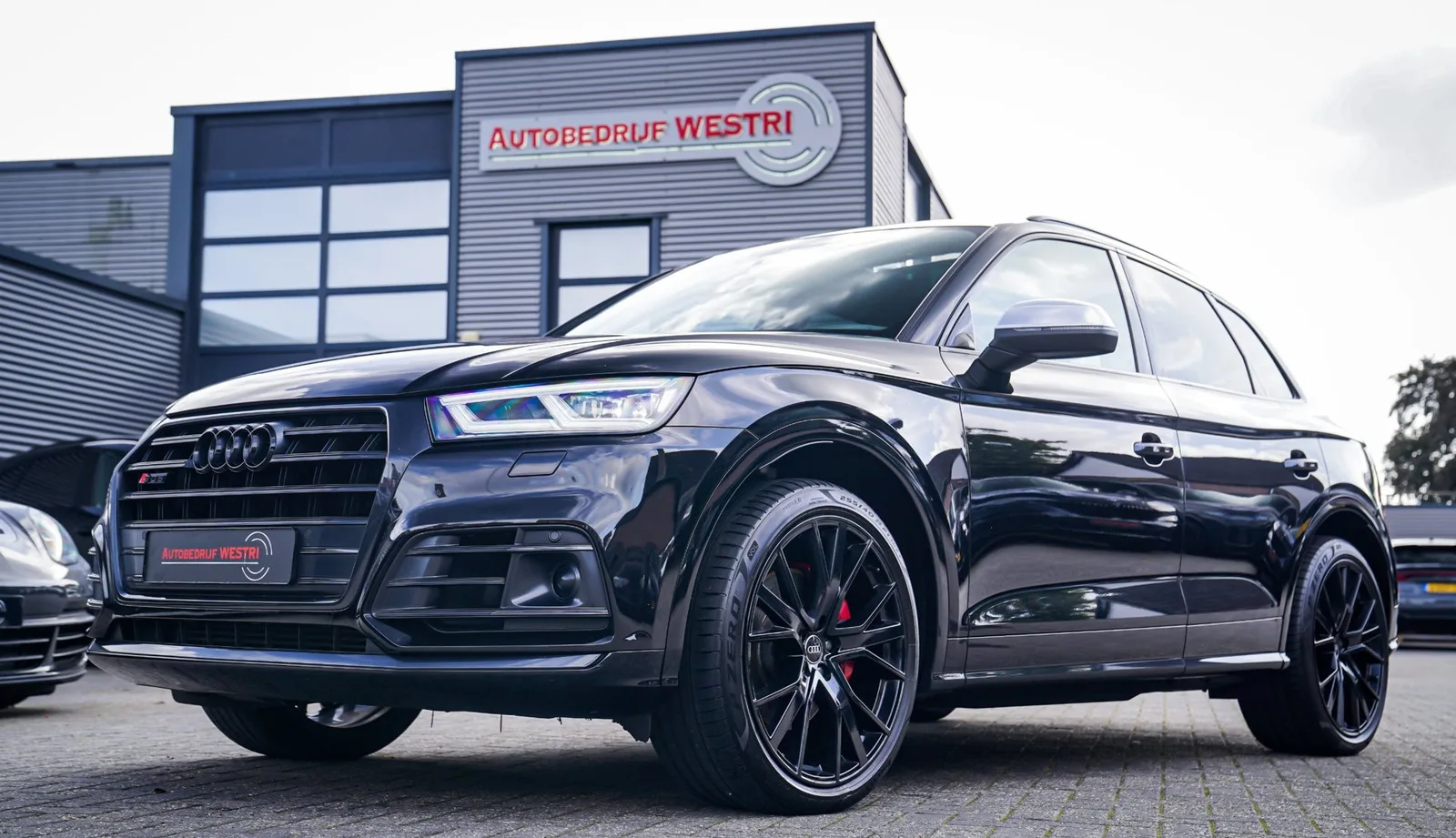 Audi SQ5 (2017) — foto 1
