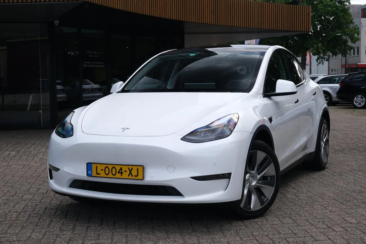 Tesla Model Y (2021) — foto 1