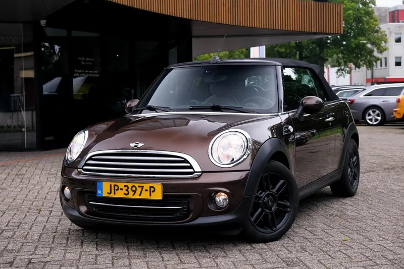 MINI Cabrio (2011)
