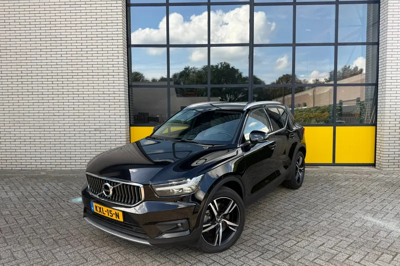 Volvo XC40 (2021)