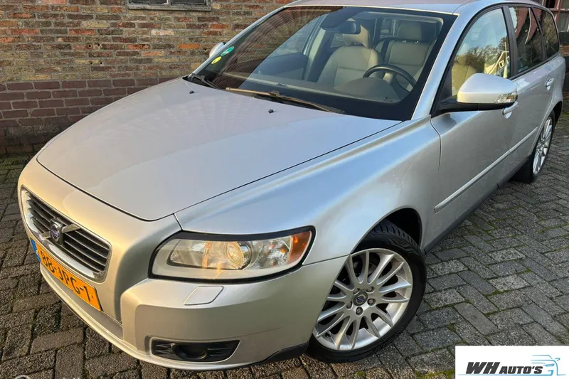 Volvo V50 (2009)
