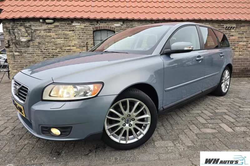 Volvo V50 (2008)