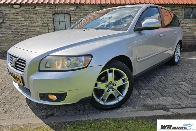 Volvo V50 (2009)