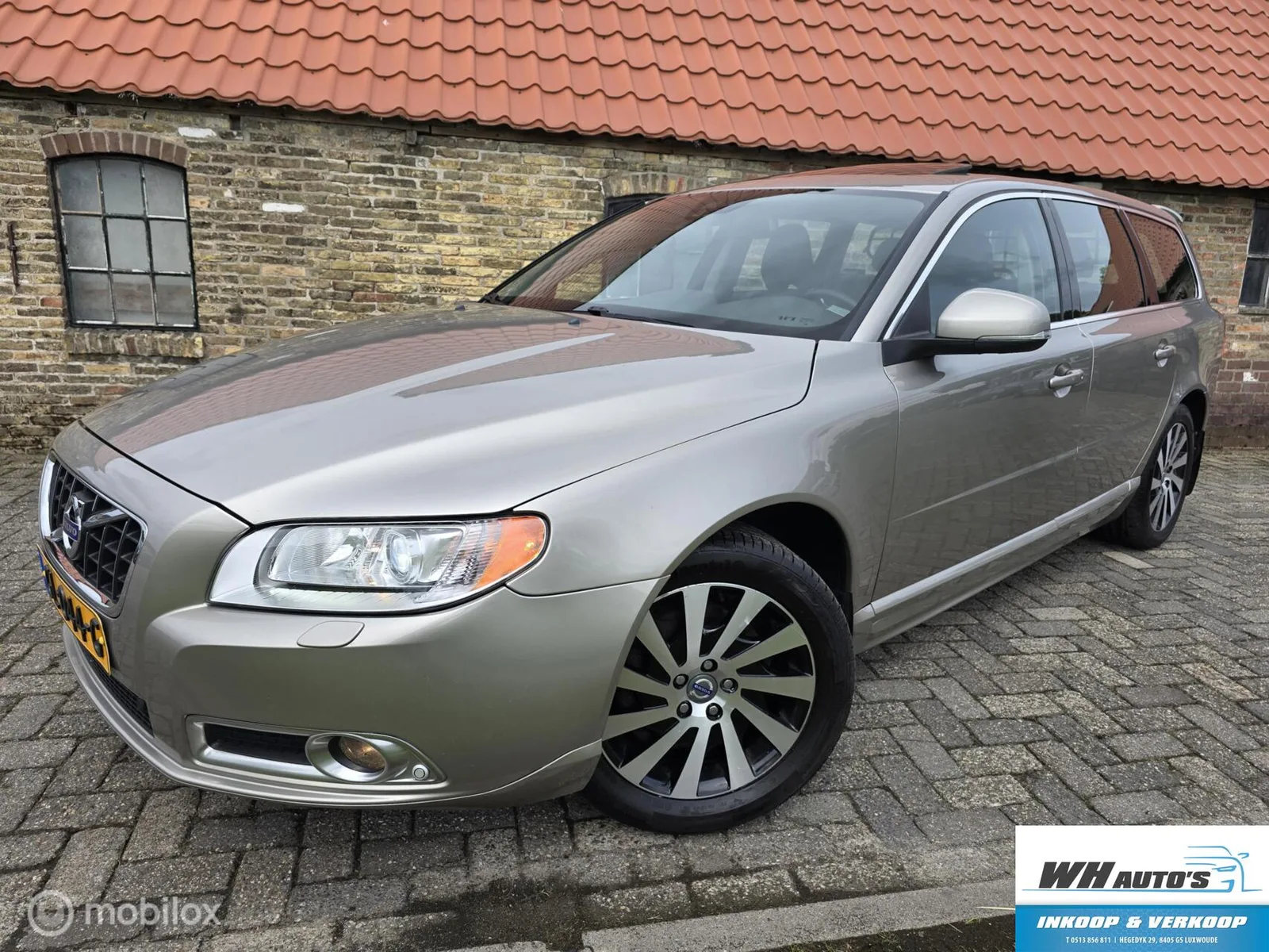 Volvo V70 (2011) — foto 1