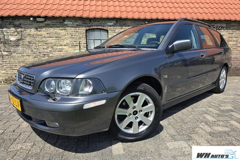 Volvo V40 (2004)