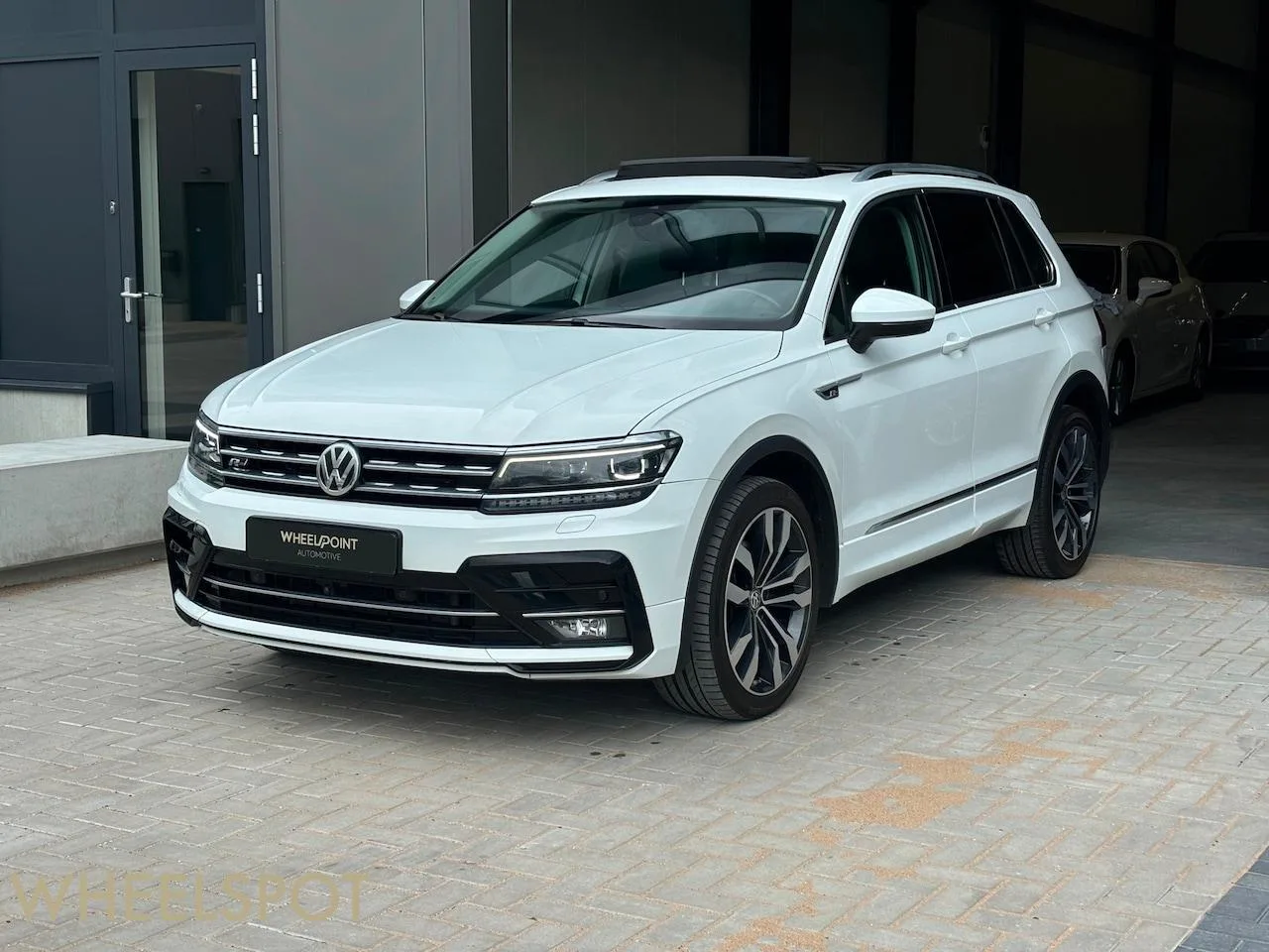 Volkswagen Tiguan (2018) — foto 1