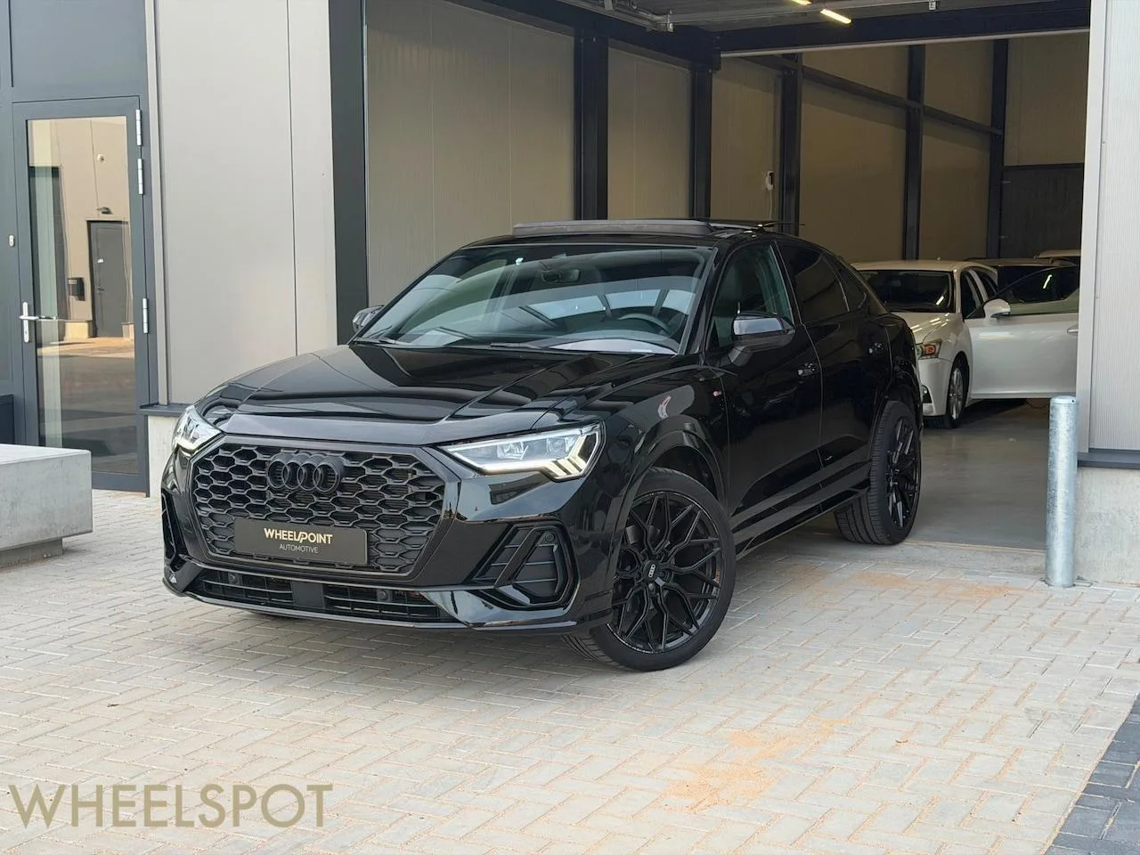 Audi Q3 Sportback (2023) — foto 1