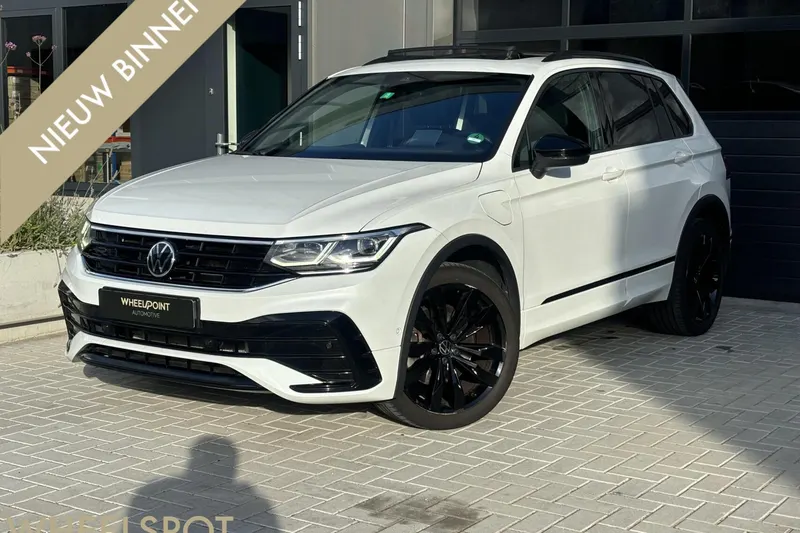 Volkswagen Tiguan (2021)