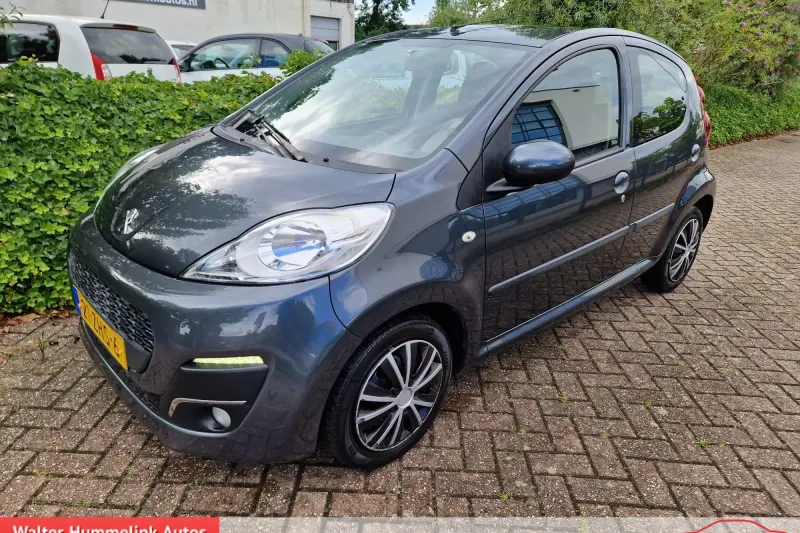 Peugeot 107 (2012)