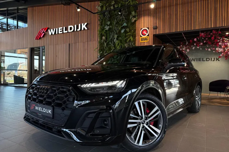 Audi 55 (2023)