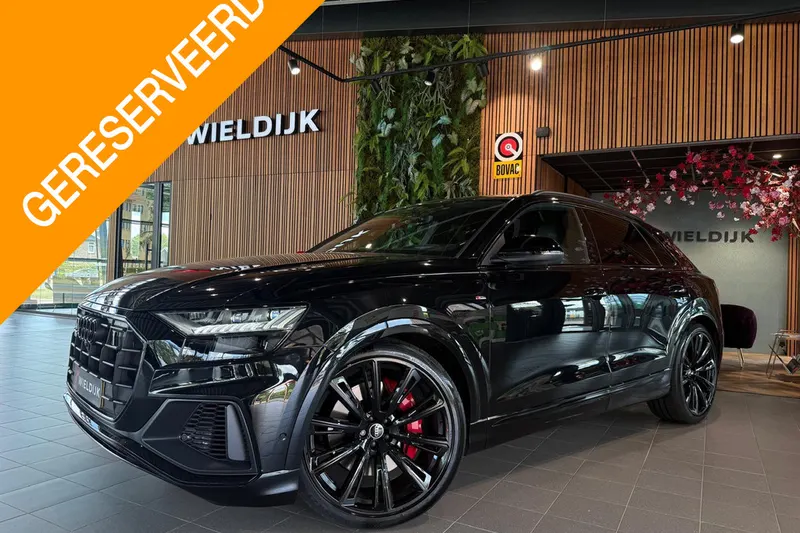 Audi Q8 (2022)