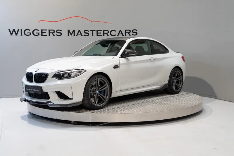 BMW M2 (2017)