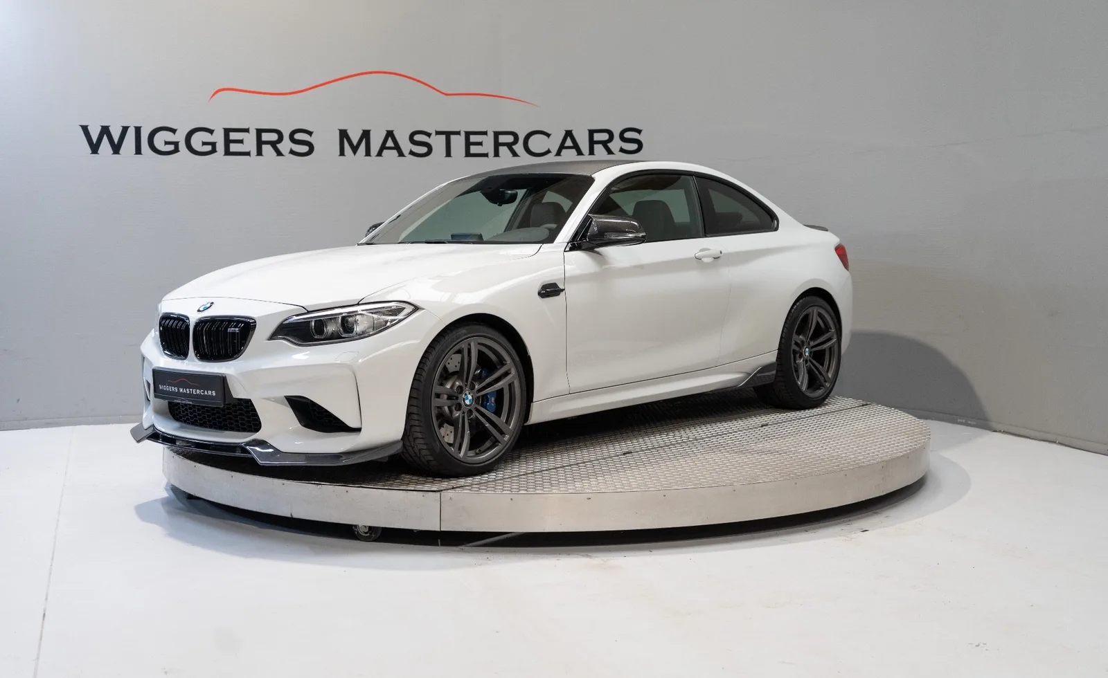 BMW M2 (2017) — foto 1