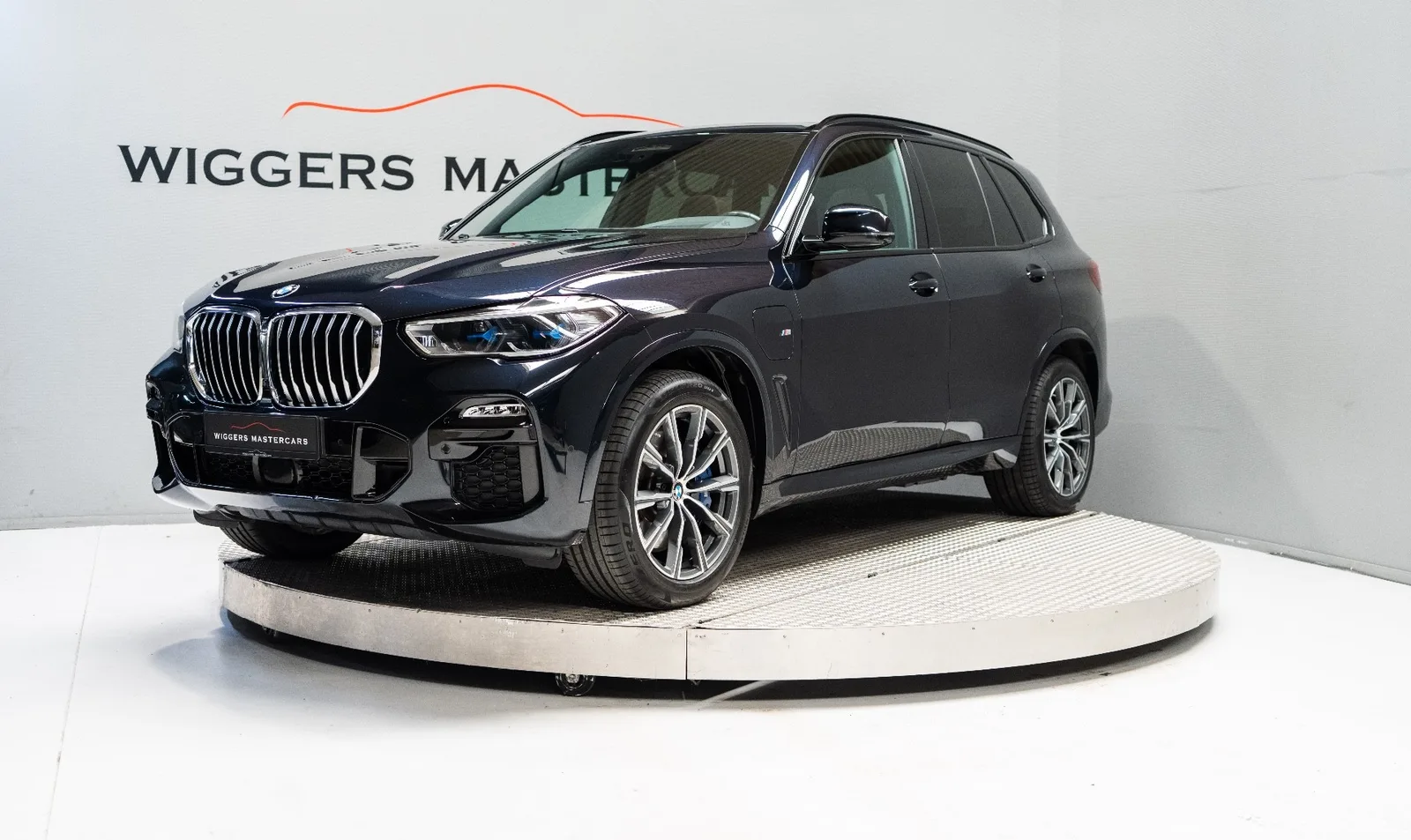 BMW X5 (2020) — foto 1