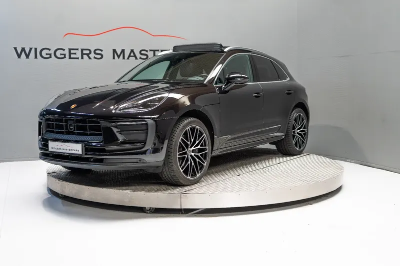 Porsche Macan (2023)