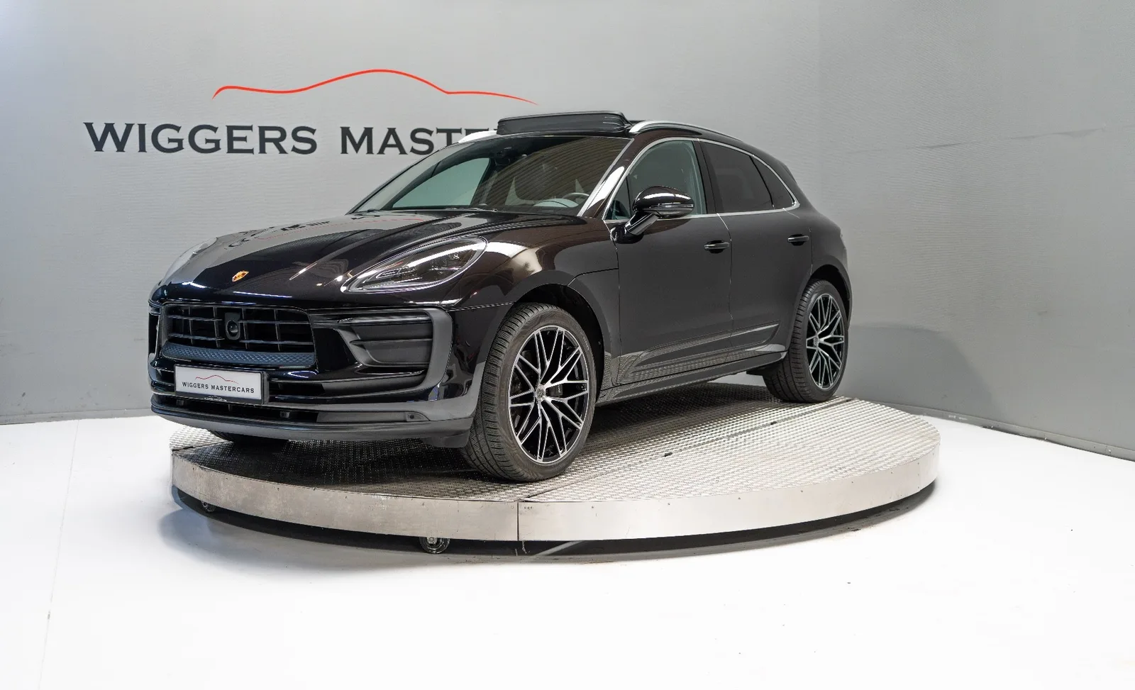Porsche Macan (2023) — foto 1