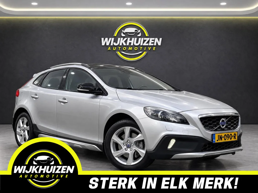 Volvo V40 Cross Country (2016) — foto 1