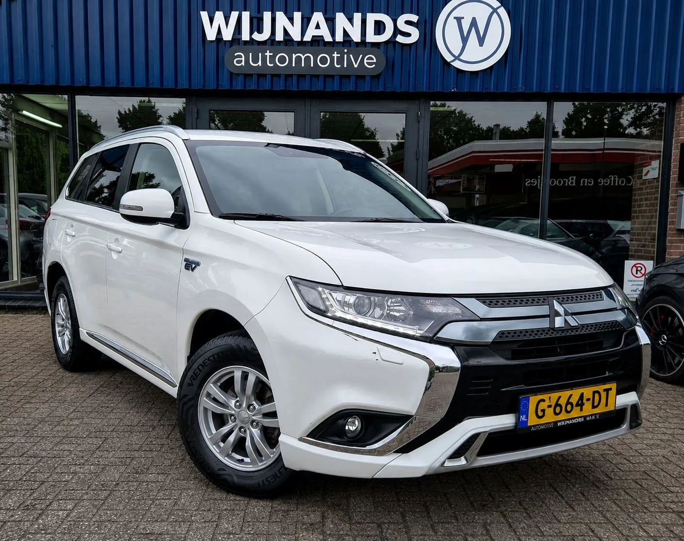 Mitsubishi Outlander (2019) — foto 1
