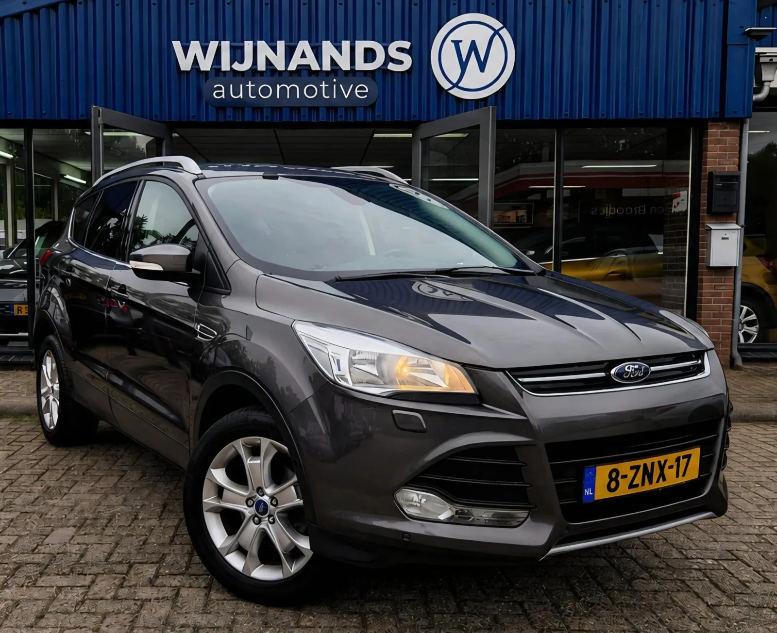 Ford Kuga (2015) — foto 1