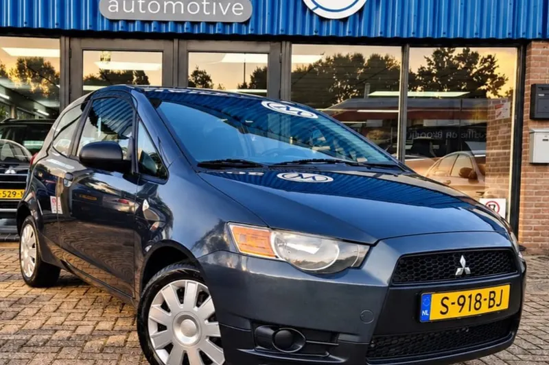 Mitsubishi Colt (2010)