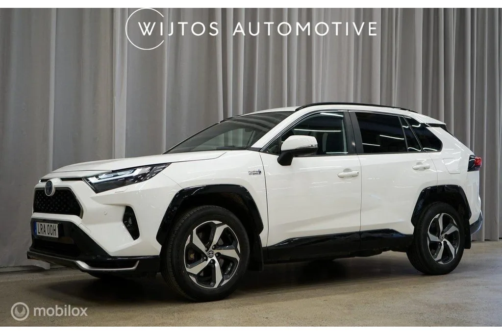Toyota RAV4 (2022) — foto 1