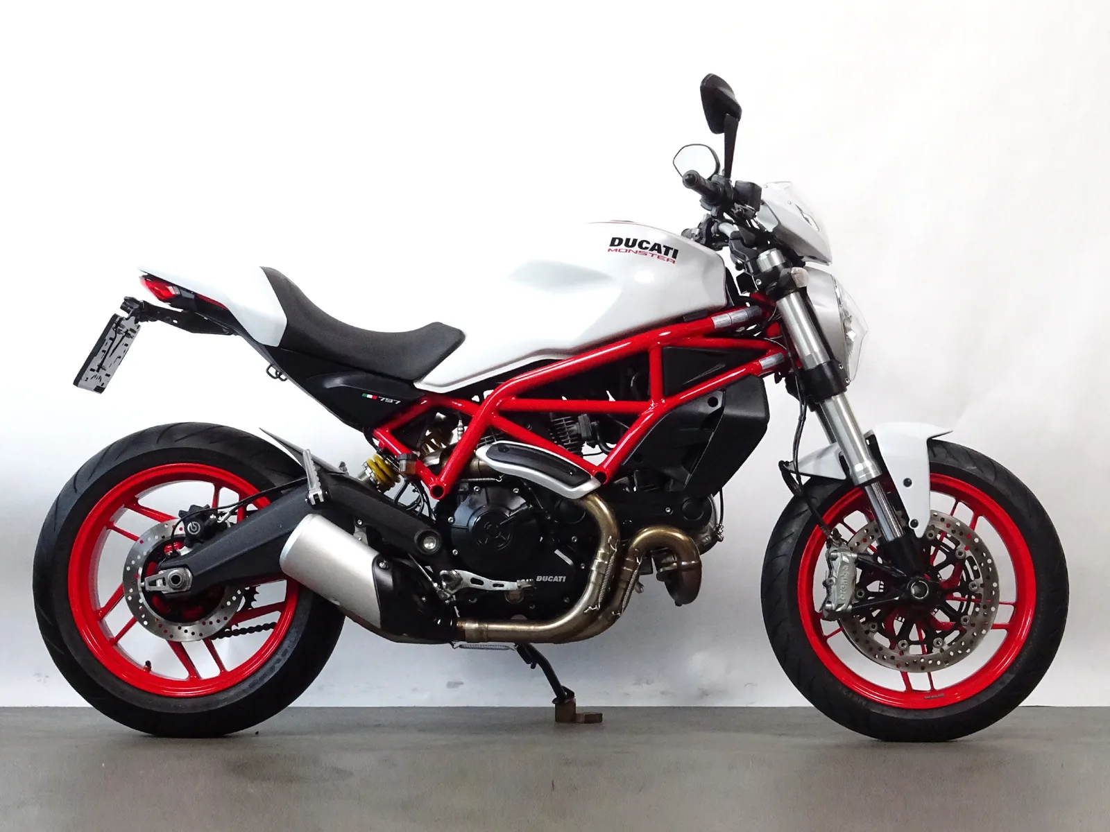 Ducati Monster 797 (2017) — foto 1