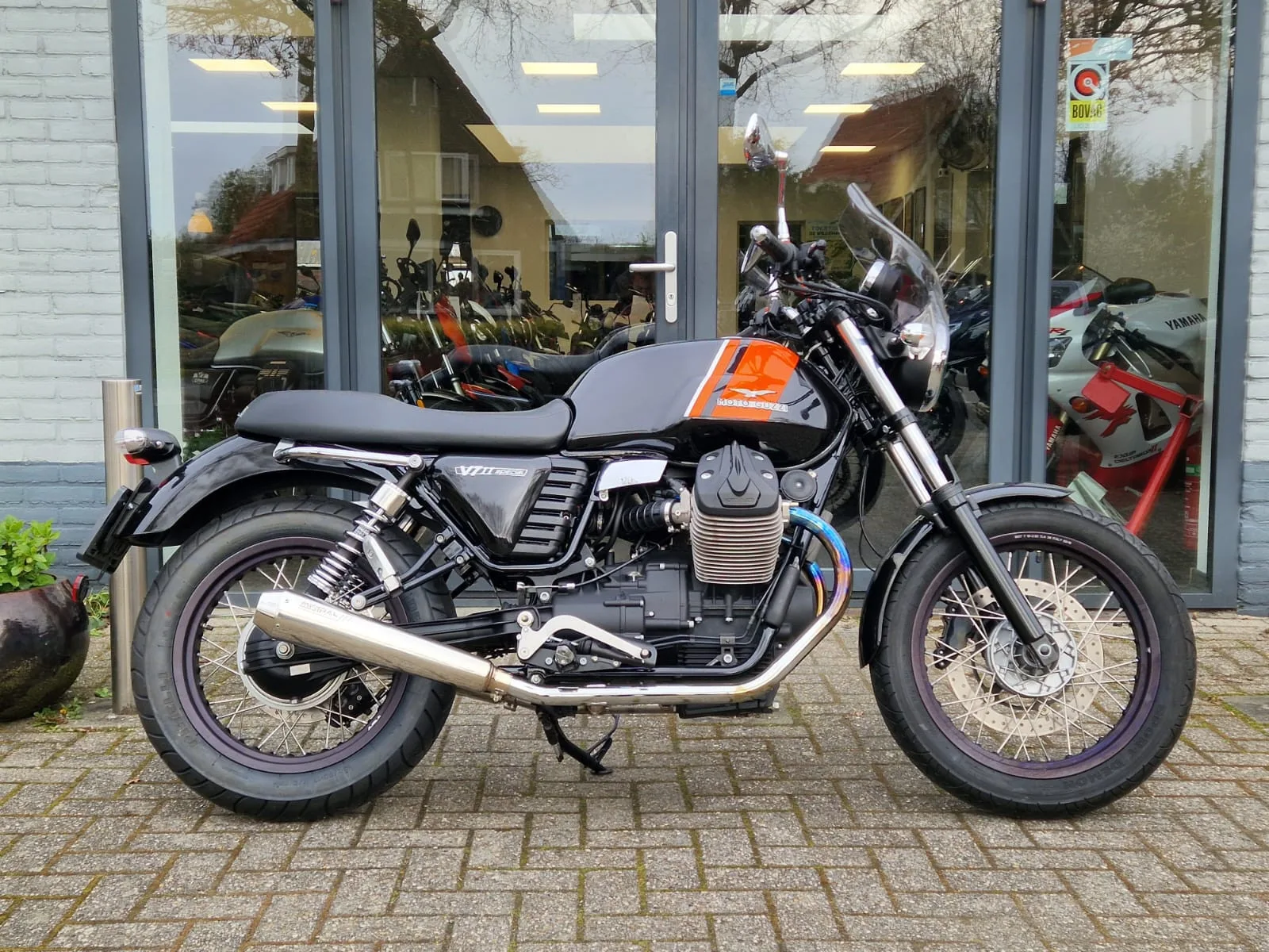 Moto Guzzi V7 (2016) — foto 1