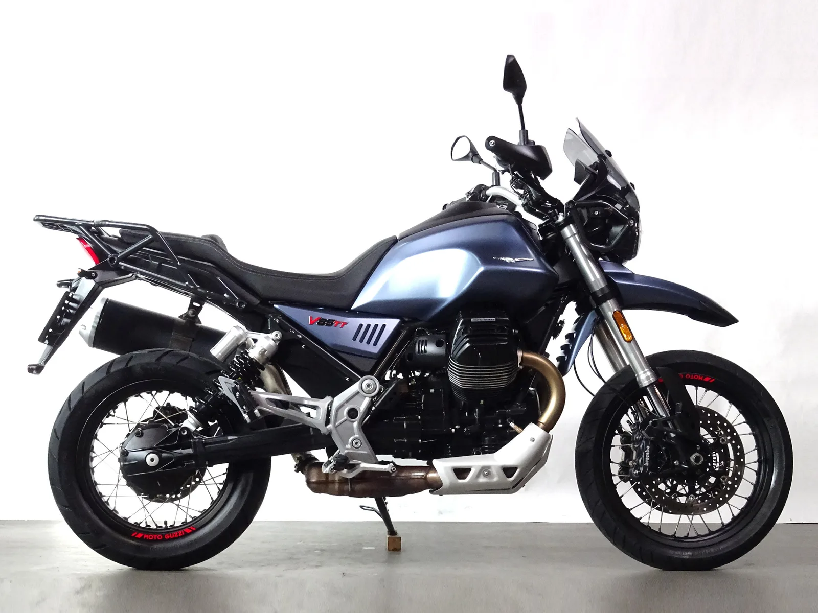 Moto Guzzi V 85 TT (2021) — foto 1