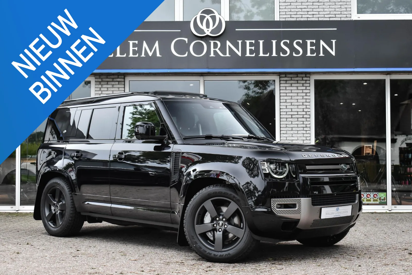 Land Rover Defender (2024) — foto 1