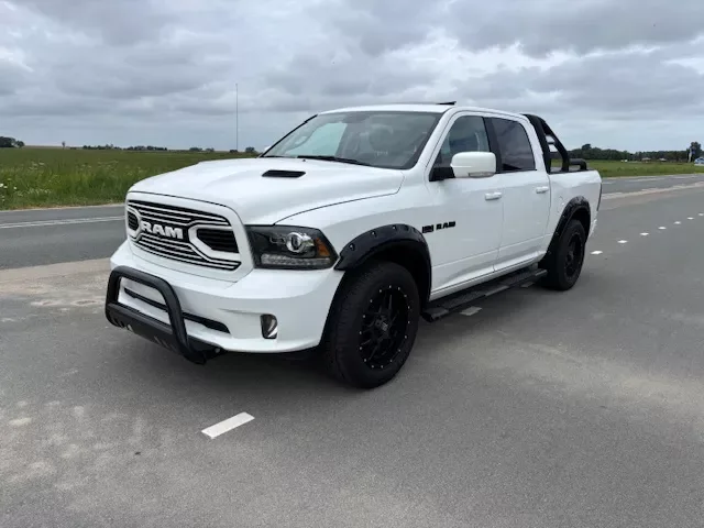 Dodge RAM (2019) — foto 1