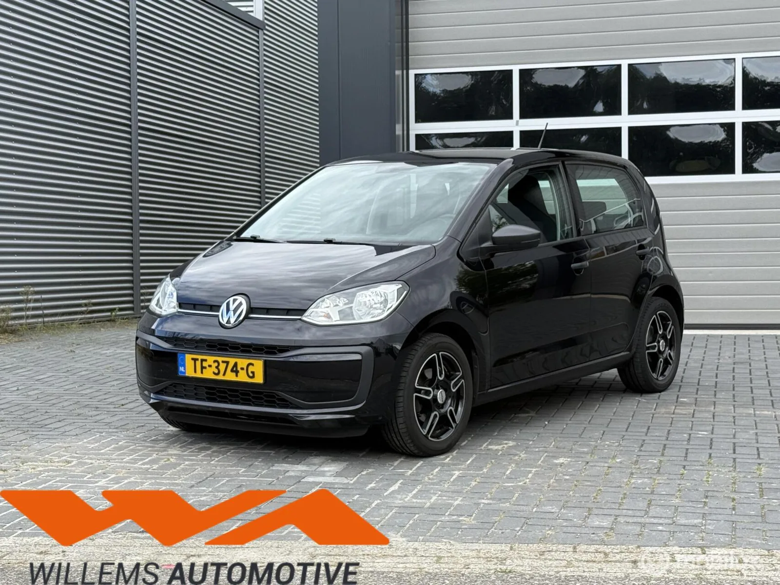 Volkswagen Up! (2016) — foto 1