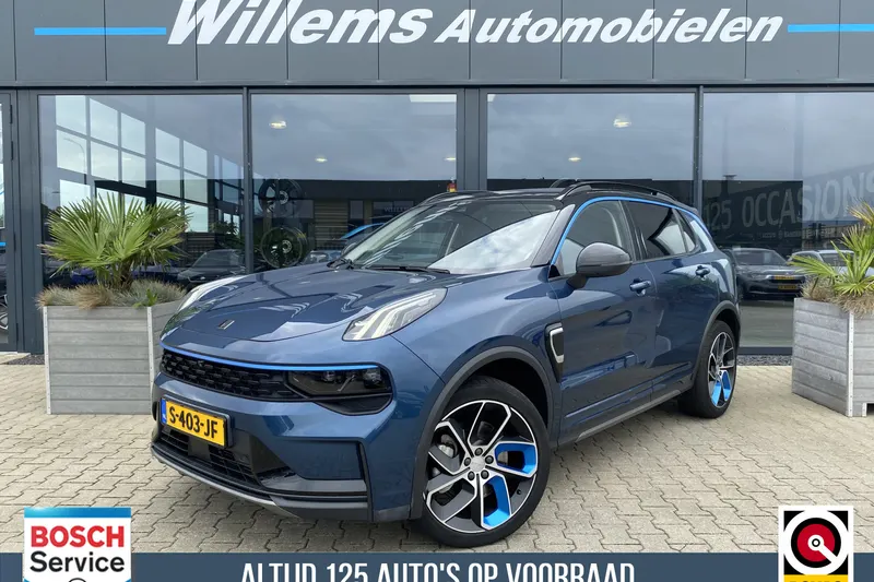 Lynk & Co 01 (2023)