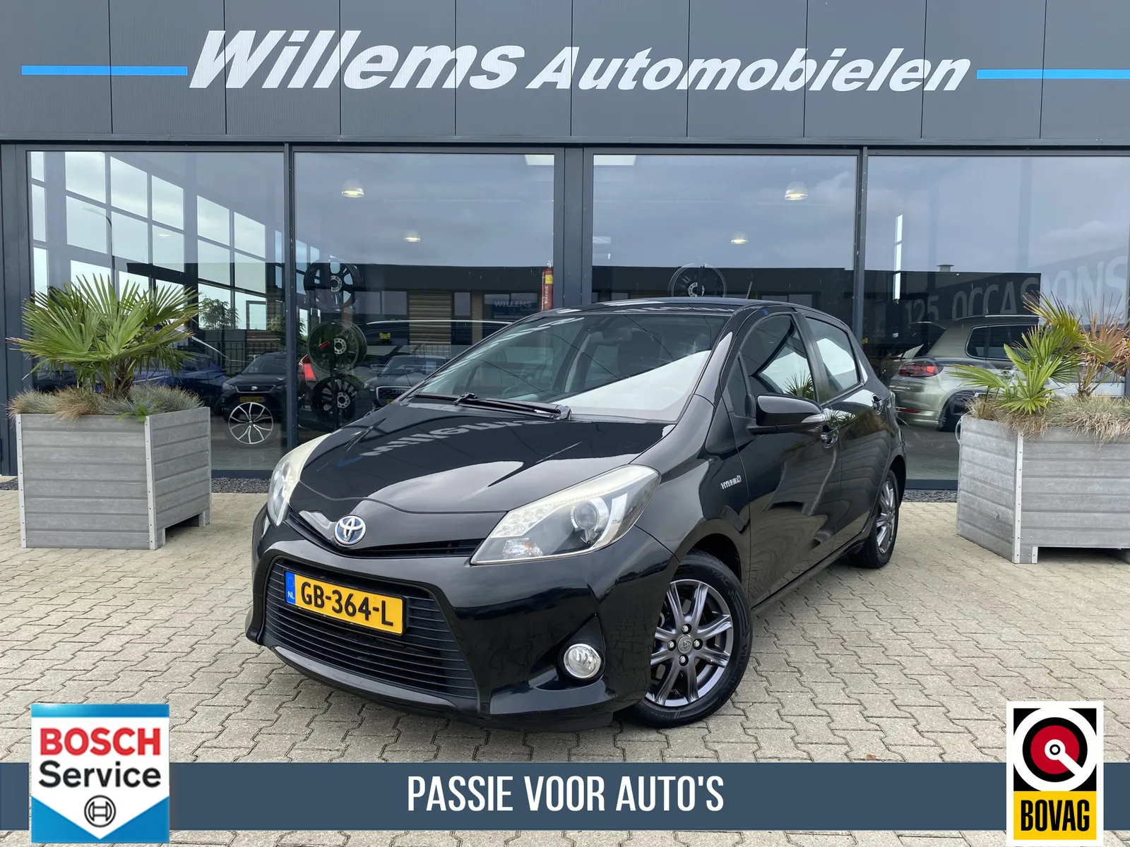 Toyota Yaris (2012) — foto 1