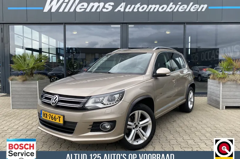 Volkswagen Tiguan (2015)