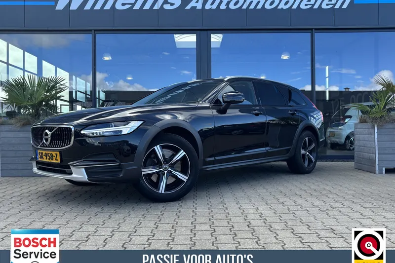 Volvo V90 Cross Country (2018)