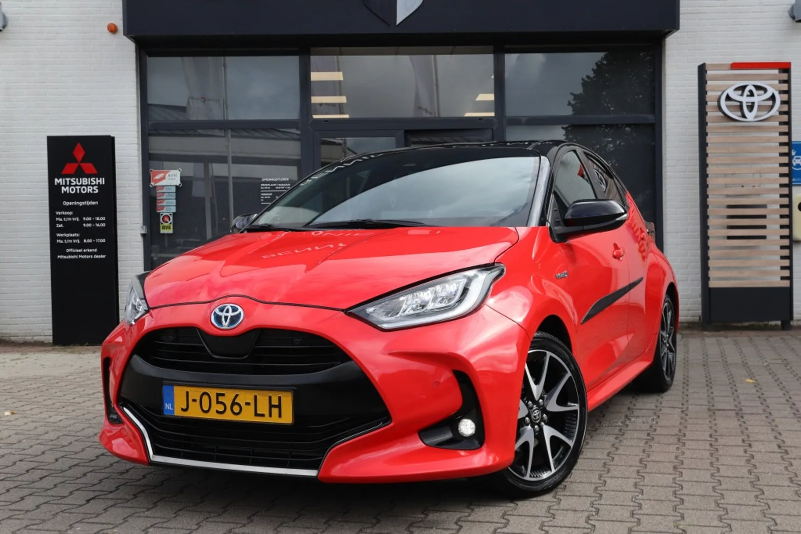 Toyota Yaris (2020) — foto 1