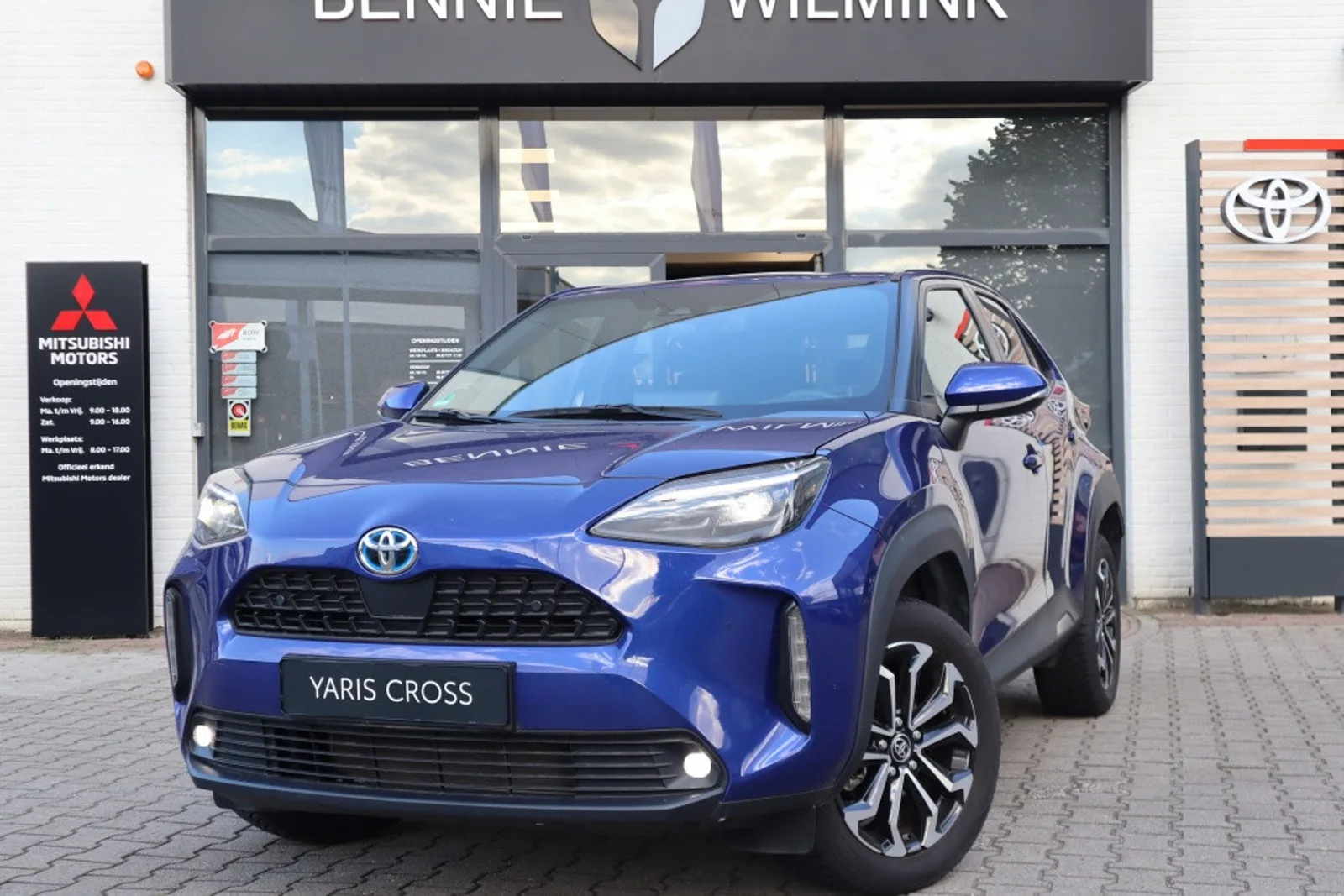 Toyota Yaris Cross (2023) — foto 1