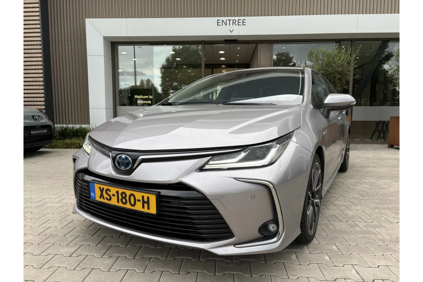 Toyota Corolla (2019) — foto 1