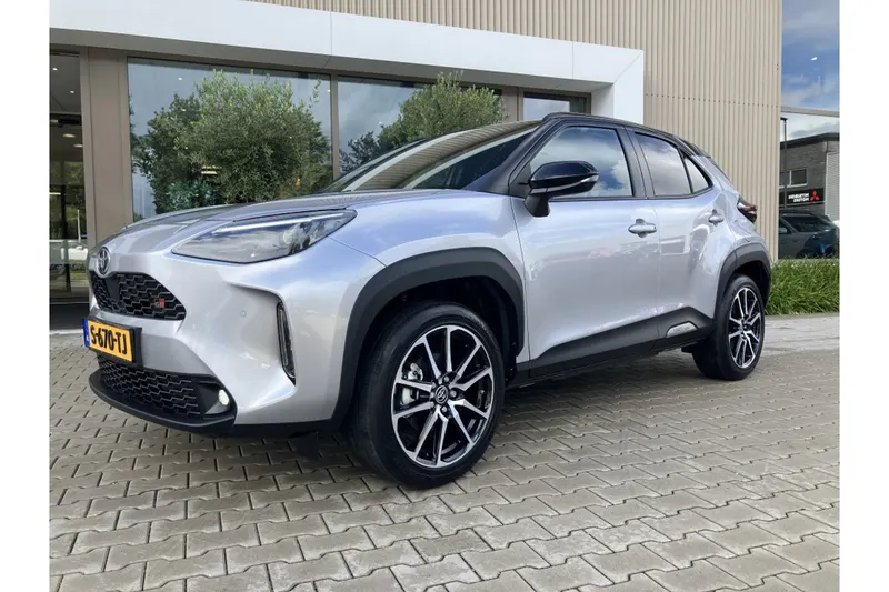 Toyota Yaris Cross (2023)