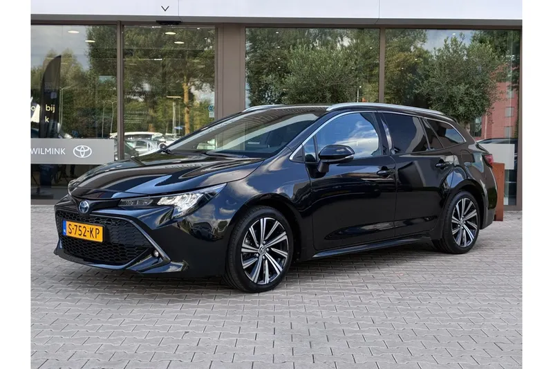 Toyota Corolla (2023)
